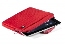 чехол-для-планшета-lacie-formoa-for-ipad-red_2
